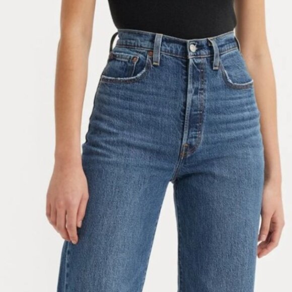 Levi's Jeans - Picture 10 of 14